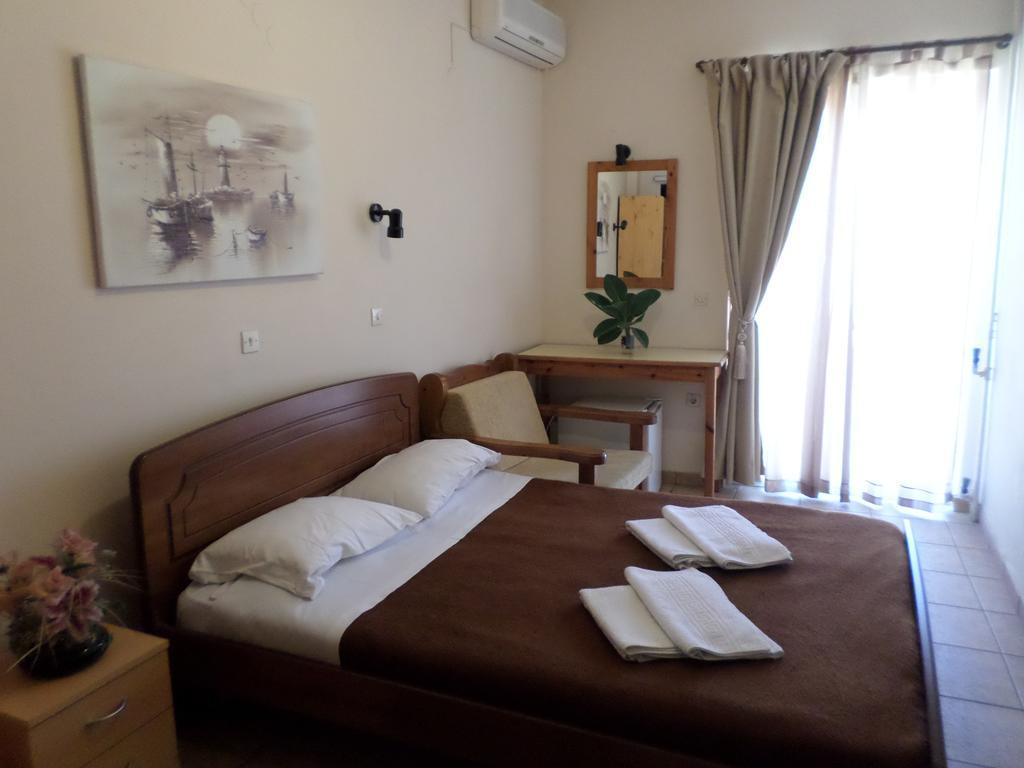 Tina Hotel Chania  Cameră foto
